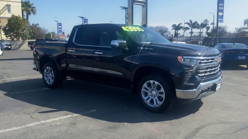 2023 Chevrolet Silverado 1500 LTZImage 3
