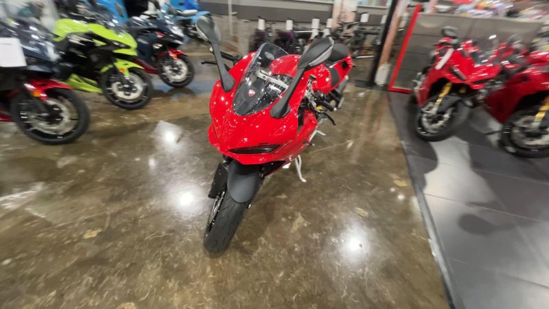 New 2026 Ducati PANIGALE V2 896 Image 3