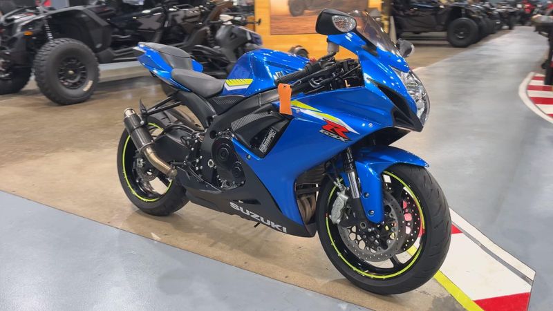 Used 2017 Suzuki GSX-R600L7 CA Image 6