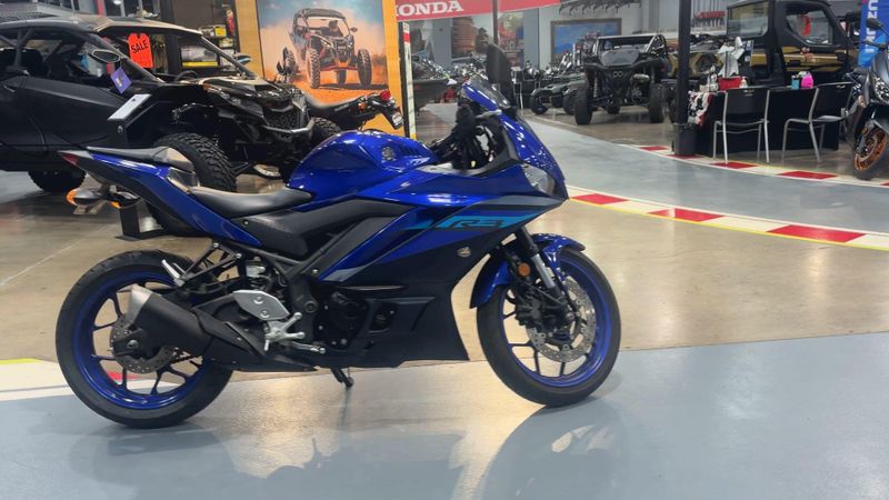 Used 2024 Yamaha YZF-R3 ABS Image 9