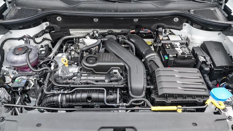 New 2025 Volkswagen Taos 1.5T SImage 12