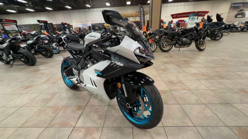 New 2026 CFMOTO 675SS Image 3