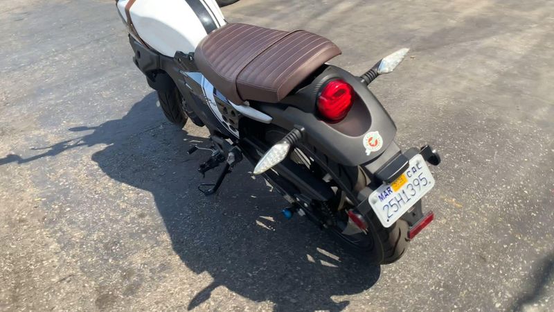 Used 2023 American Lifan KPM 200 Image 6