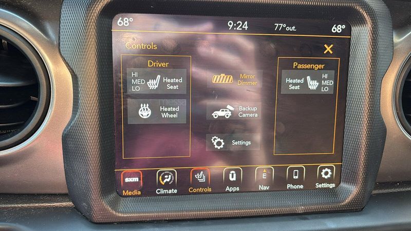 2022 Jeep Wrangler Unlimited WillysImage 12