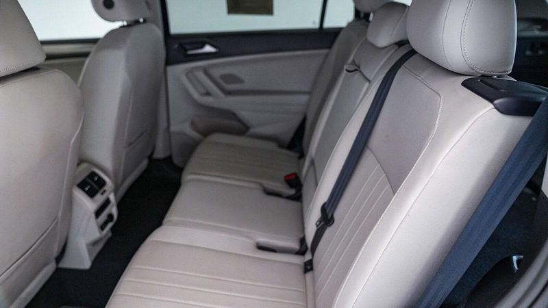 2023 Volkswagen Tiguan 2.0T SEImage 18