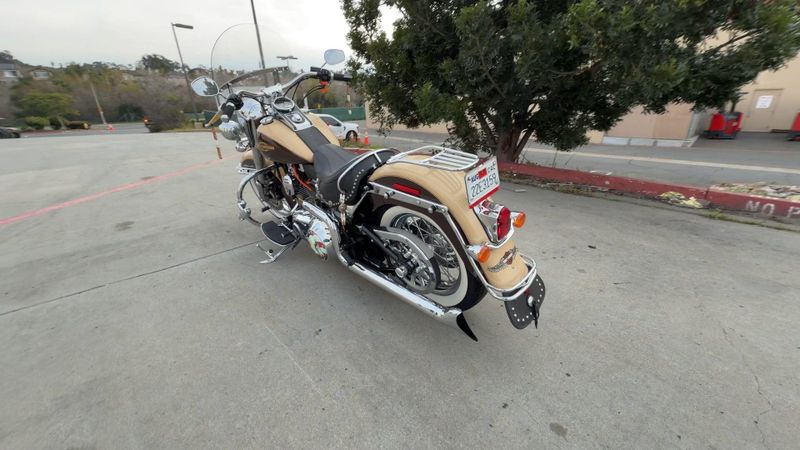 Used 2014 Harley-Davidson SOFTAIL DELUXE Image 6