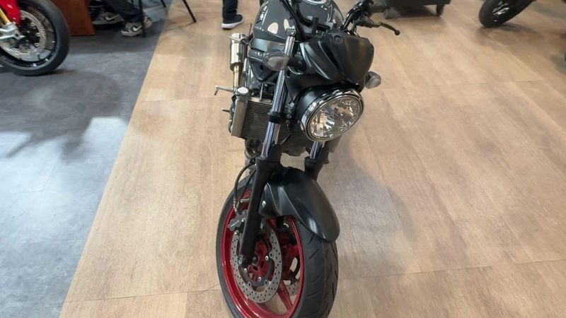 Used 2023 Suzuki SV650 CA Image 3