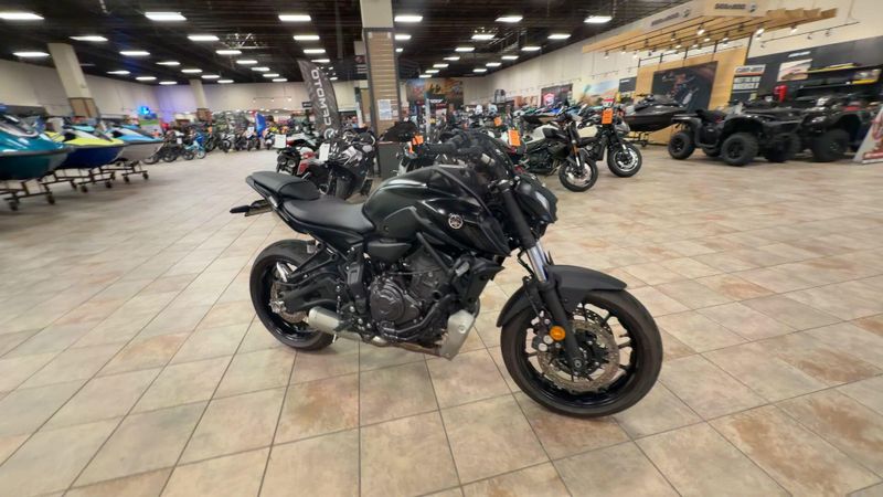 Used 2022 Yamaha MT-07 CA Image 2