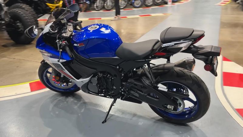 New 2026 Suzuki GSX-R600Z 40TH ANNIVERSARY EDITION Image 2