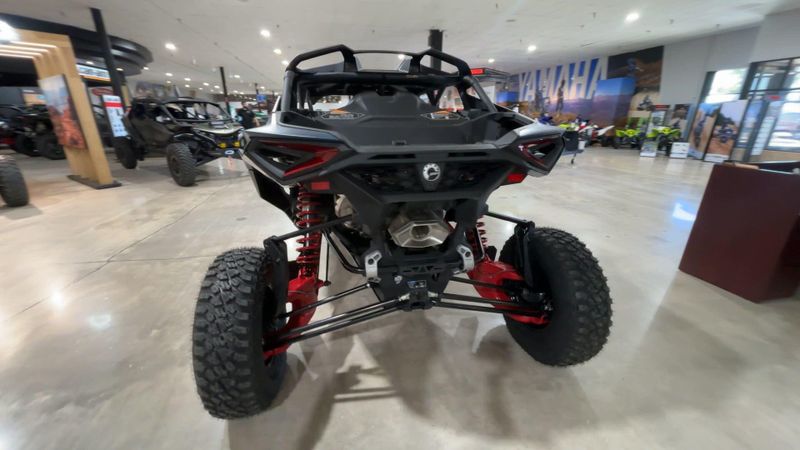 New 2026 Can-Am MAVERICK R MAX X RS 999T DCT Image 3