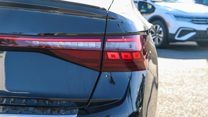 New 2025 Volkswagen Jetta GLI 2.0T AutobahnImage 10