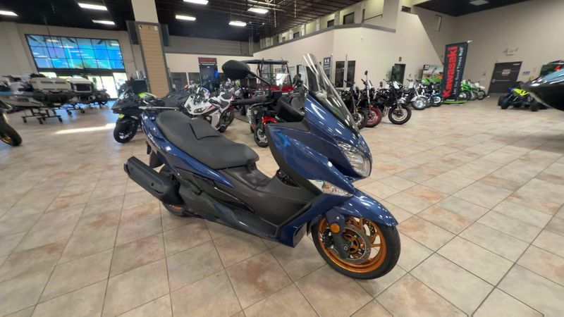 Used 2026 Suzuki BURGMAN 400 Image 2