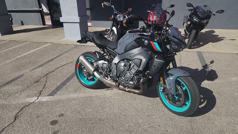 Used 2022 Yamaha MT 10 Image 5