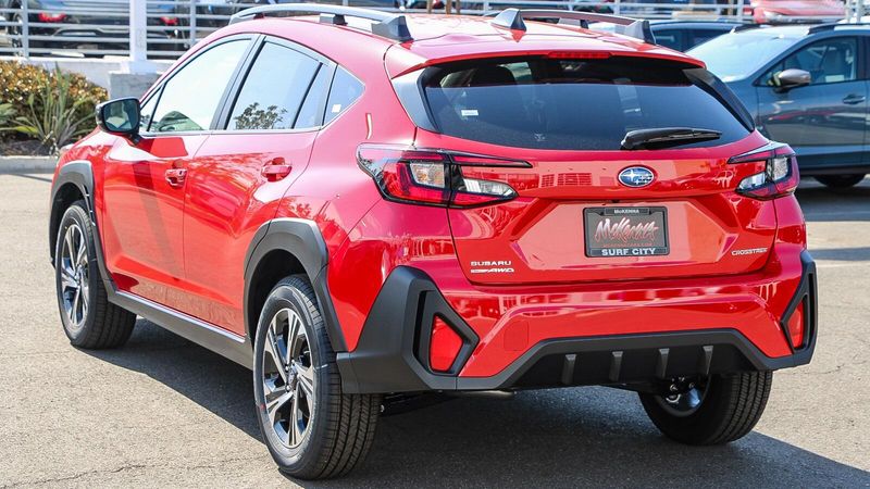 2025 Subaru Crosstrek PremiumImage 2