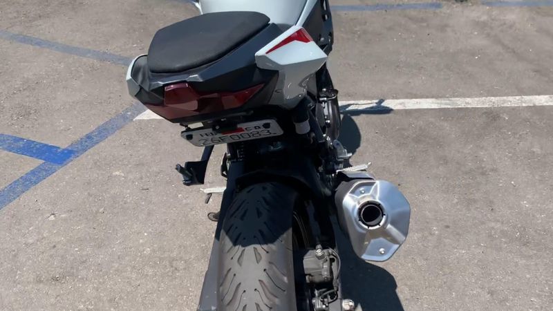 Used 2023 Kawasaki Z400 ABS Image 8