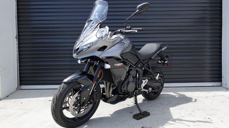 New 2025 Triumph Tiger Sport 800 