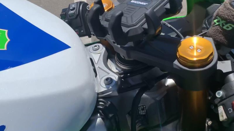 Used 2024 Kawasaki Ninja ZX-6R ABS Image 7