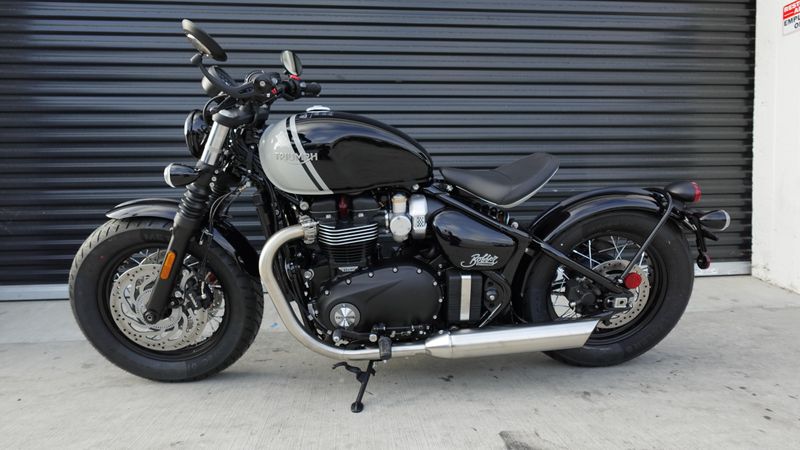 New 2025 Triumph Bonneville Bobber Base 