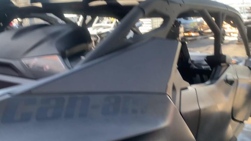 New 2025 Can-Am MAVERICK R MAX X RS 999T DCT Image 5