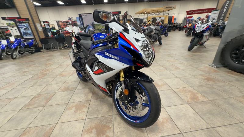 New 2026 Suzuki GSX-R750Z 40TH ANNIVERSARY EDITION Image 3