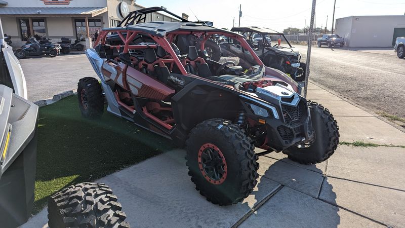 2024 Can-Am MAVERICK X3 MAX X DS TURBO RR FIERY RED AND HYPER SILVERImage 2