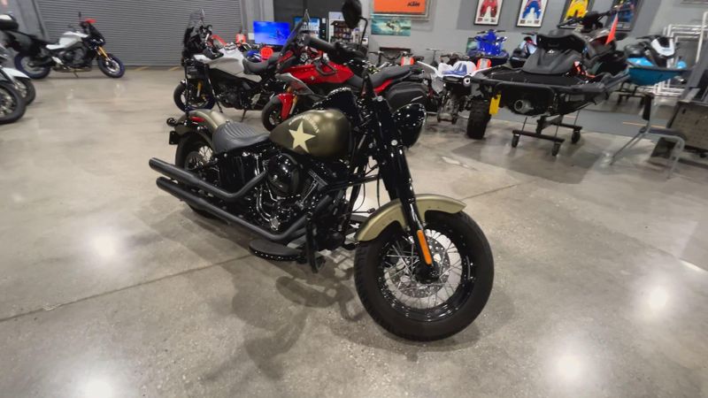 2016 Harley-Davidson SOFTAIL SLIM Image 2