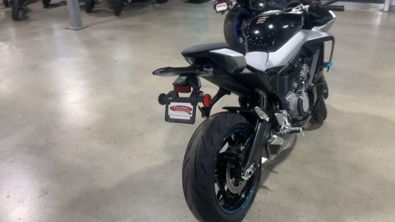 New 2025 CFMOTO 675SS Image 6