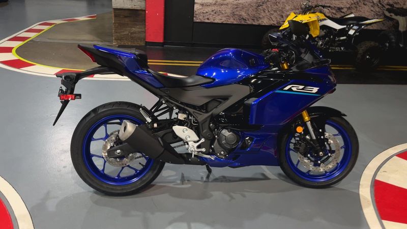 New 2026 Yamaha YZF-R3 ABS Image 5