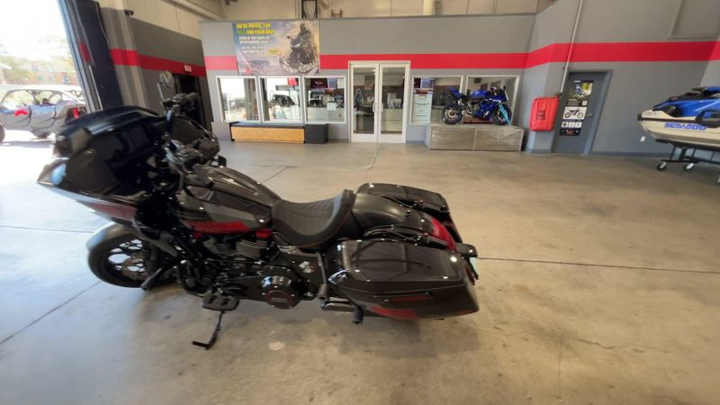 Used 2025 Harley-Davidson ROAD GILDE CVO ST Image 5