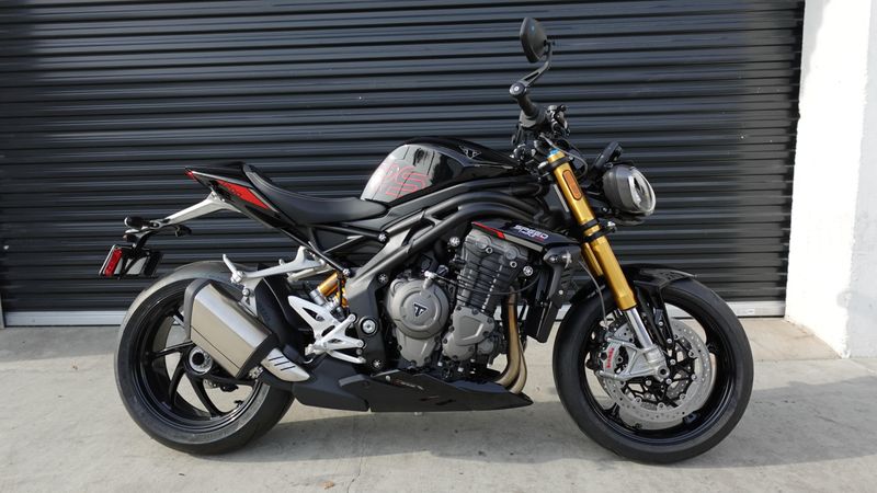 New 2025 Triumph Speed Triple 1200 RS 