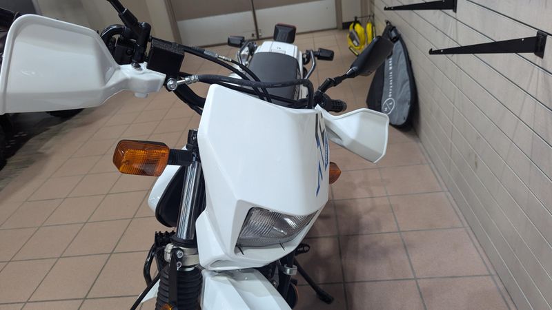 2025 Suzuki DR 650SImage 8