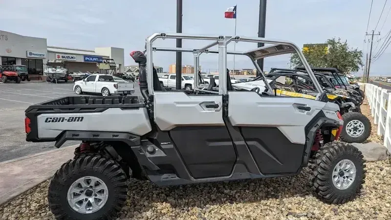 2025 Can-Am DEFENDER MAX X MR WITH HALF DOORS HYPER SILVER AND LEGION REDImage 3