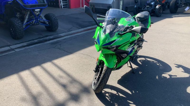New 2026 Kawasaki NINJA 500 SE ABS Image 4