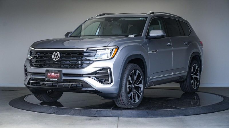 2025 Volkswagen Atlas 2.0T SEL Premium R-LineImage 1