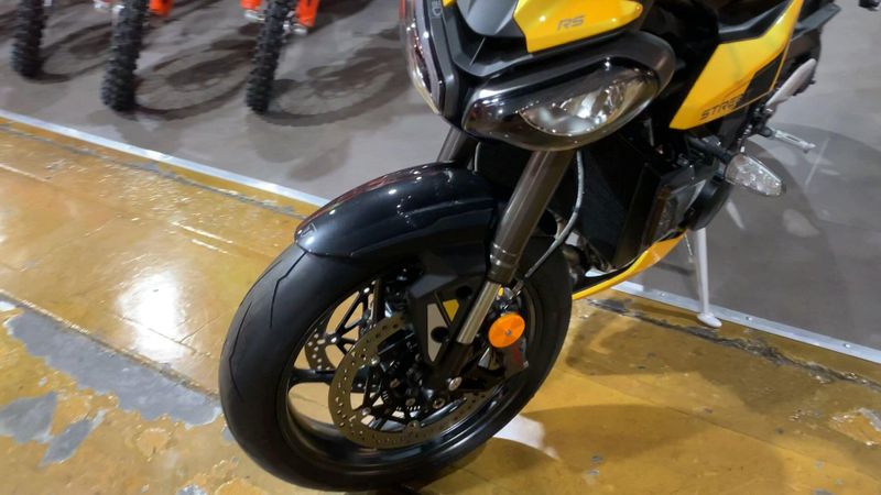 New 2025 Triumph STREET TRIPLE 765 RS Image 6