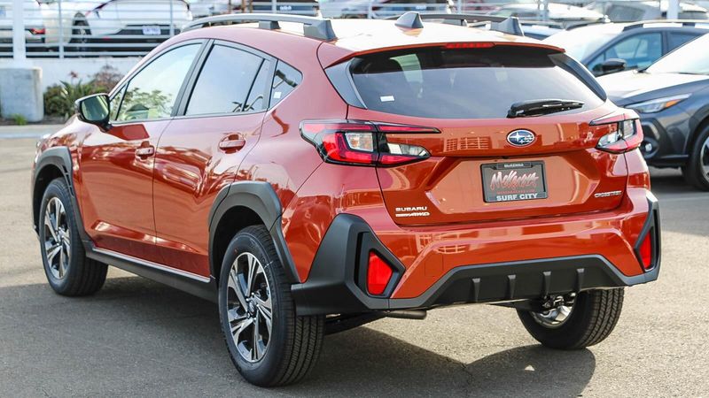 2025 Subaru Crosstrek PremiumImage 2