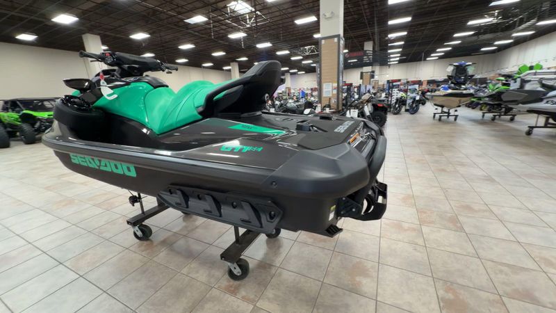 New 2026 Sea-Doo GTI SE 170 Image 7
