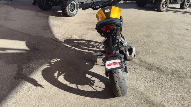 New 2025 Honda CB300R ABS Image 7