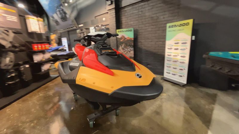 New 2024 Sea-Doo SPARK FOR 3 90 (SOUND SYSTEM) Image 6