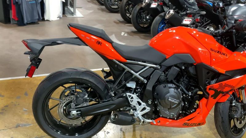 New 2026 Suzuki GSX-8R Image 9