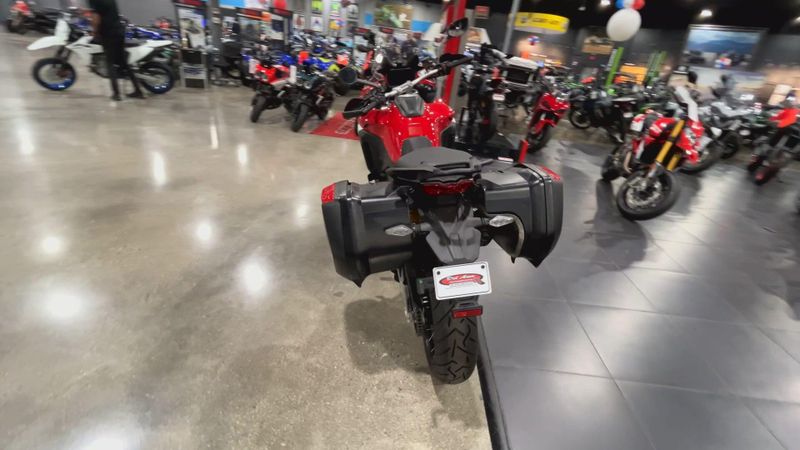2024 Ducati MULTISTRADA V4 S TRAVEL & RADAR SPOKED WHEELS - DEMO Image 7