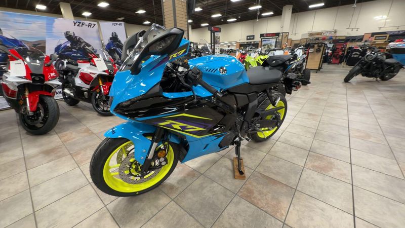 New 2026 Yamaha YZF-R7 Image 5