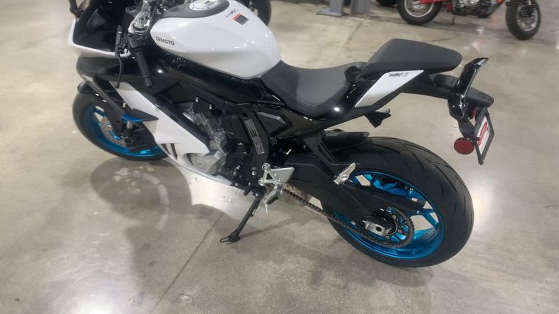 New 2025 CFMOTO 675SS Image 6