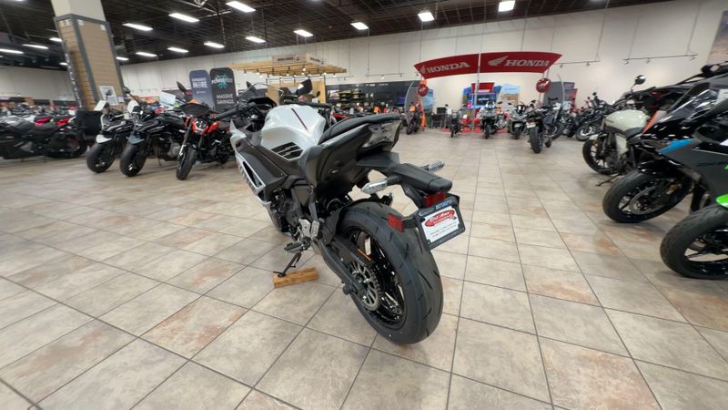 New 2026 Kawasaki NINJA 650 ABS Image 7