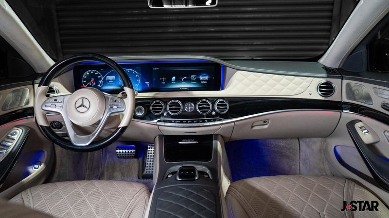 2019 Mercedes Benz S 560 photo 30