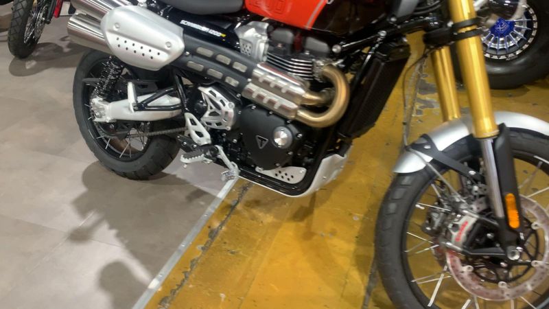 New 2025 Triumph SCRAMBLER 1200 XE Image 4