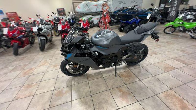 New 2026 Kawasaki NINJA ZX-6R ABS Image 9