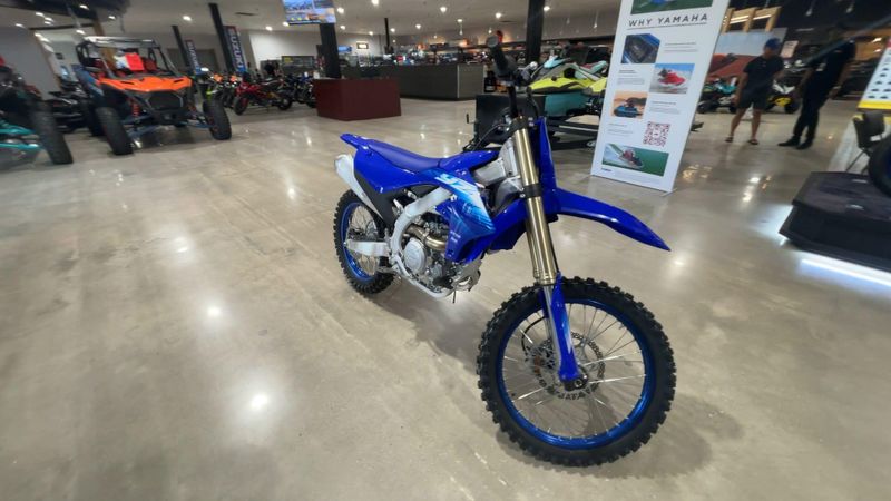 New 2027 Yamaha YZ450F Image 5