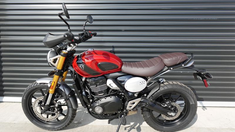 New 2025 Triumph Scrambler 400 X 