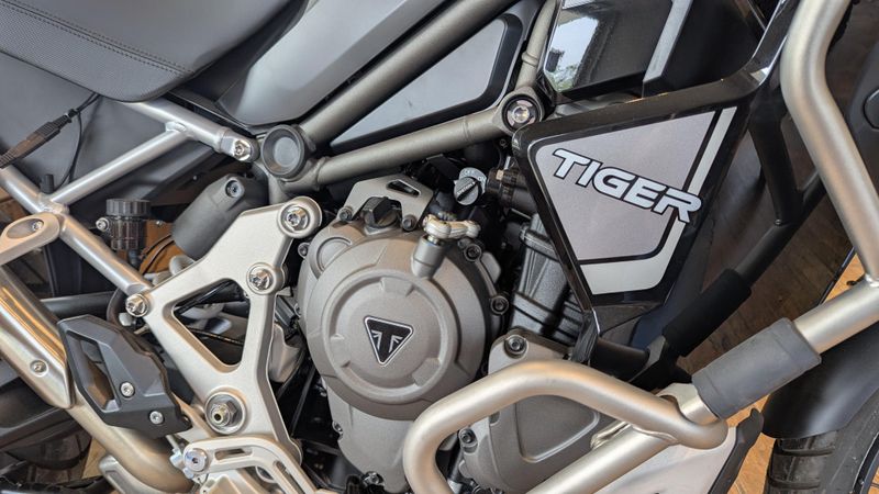 2023 Triumph Tiger 1200 in a Sapphire Black exterior color. Pitt Cycles (724) 779-1901 pixelmotiondemo.com 